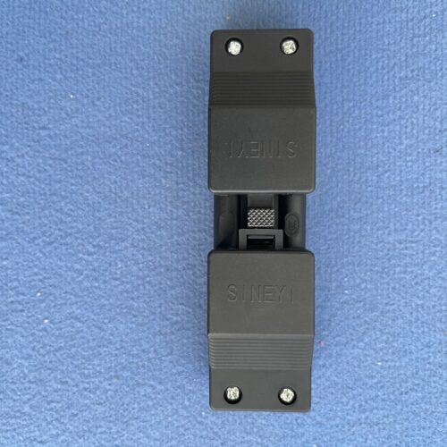 3pins plug and socket